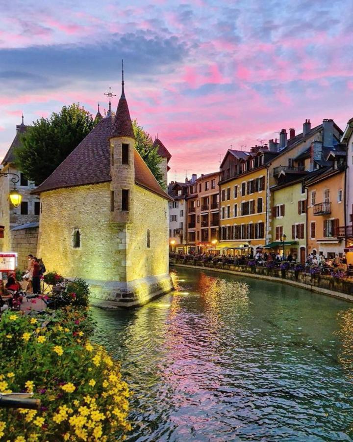 L'Echappee Du 36 - 4 Chambres Dans Le Triangle D'Or A 100M Du Lac, Parking Gratuit Annecy Zewnętrze zdjęcie